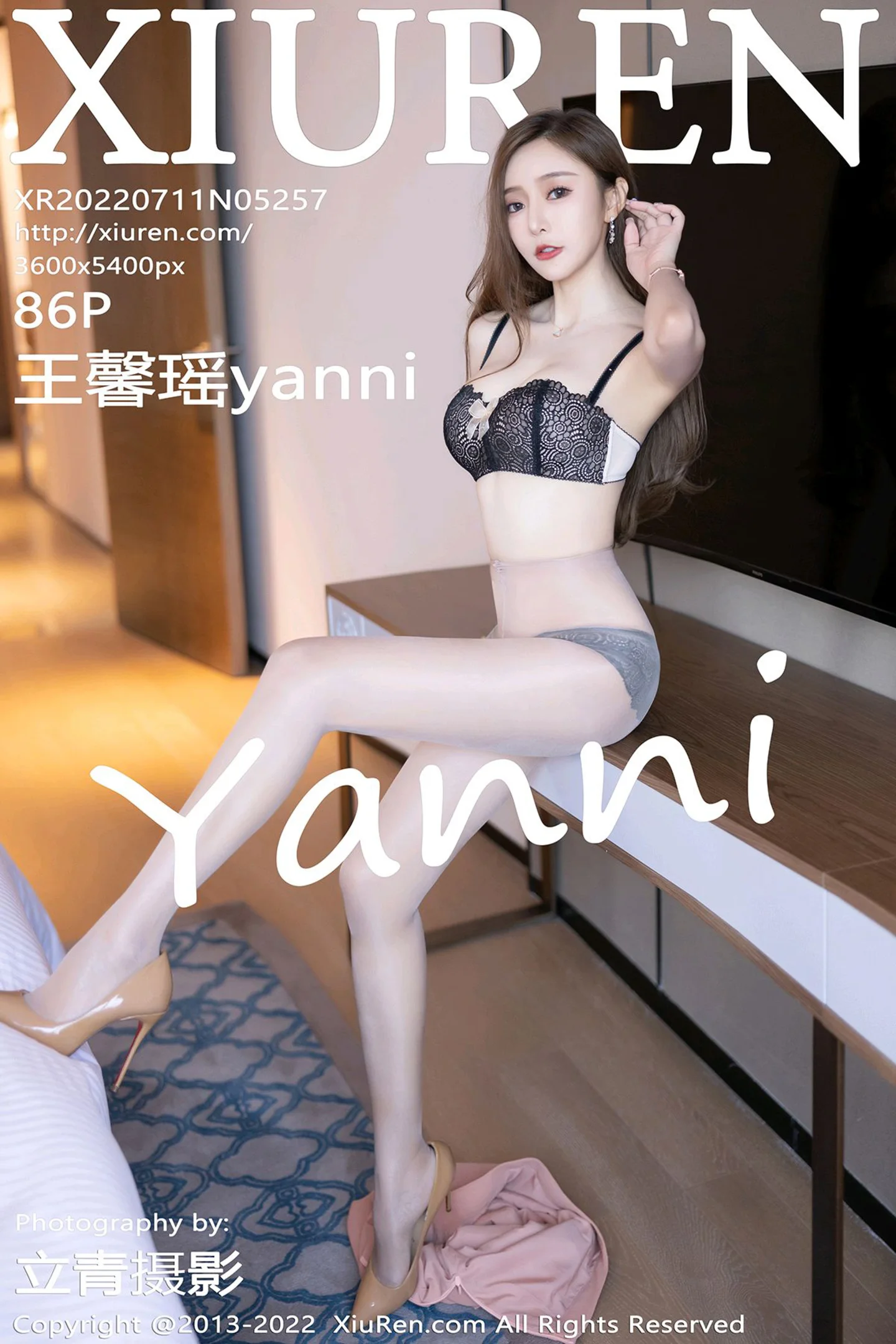 [XiuRen秀人网]No.5257_女神王馨瑶yanni粉色套装半脱露黑色蕾丝内衣超薄肉丝诱惑写真86P-秀人网 - XiuRen.Space